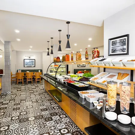 Akka Taksim-special Class