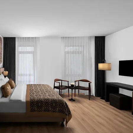 Akka Taksim-special Class