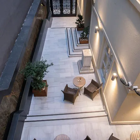 Akka Taksim-special Class 4*