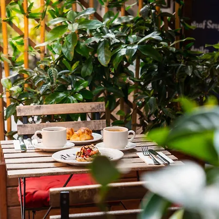 Akka Taksim-special Class Hotel Istanbul
