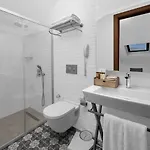 Akka Taksim-special Class 4*