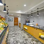 Akka Taksim-special Class
