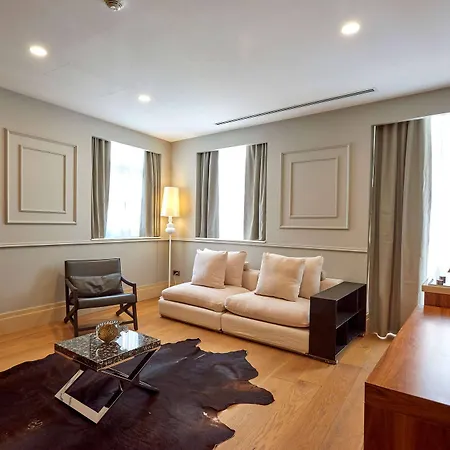 Akka Taksim-special Class Istanbul